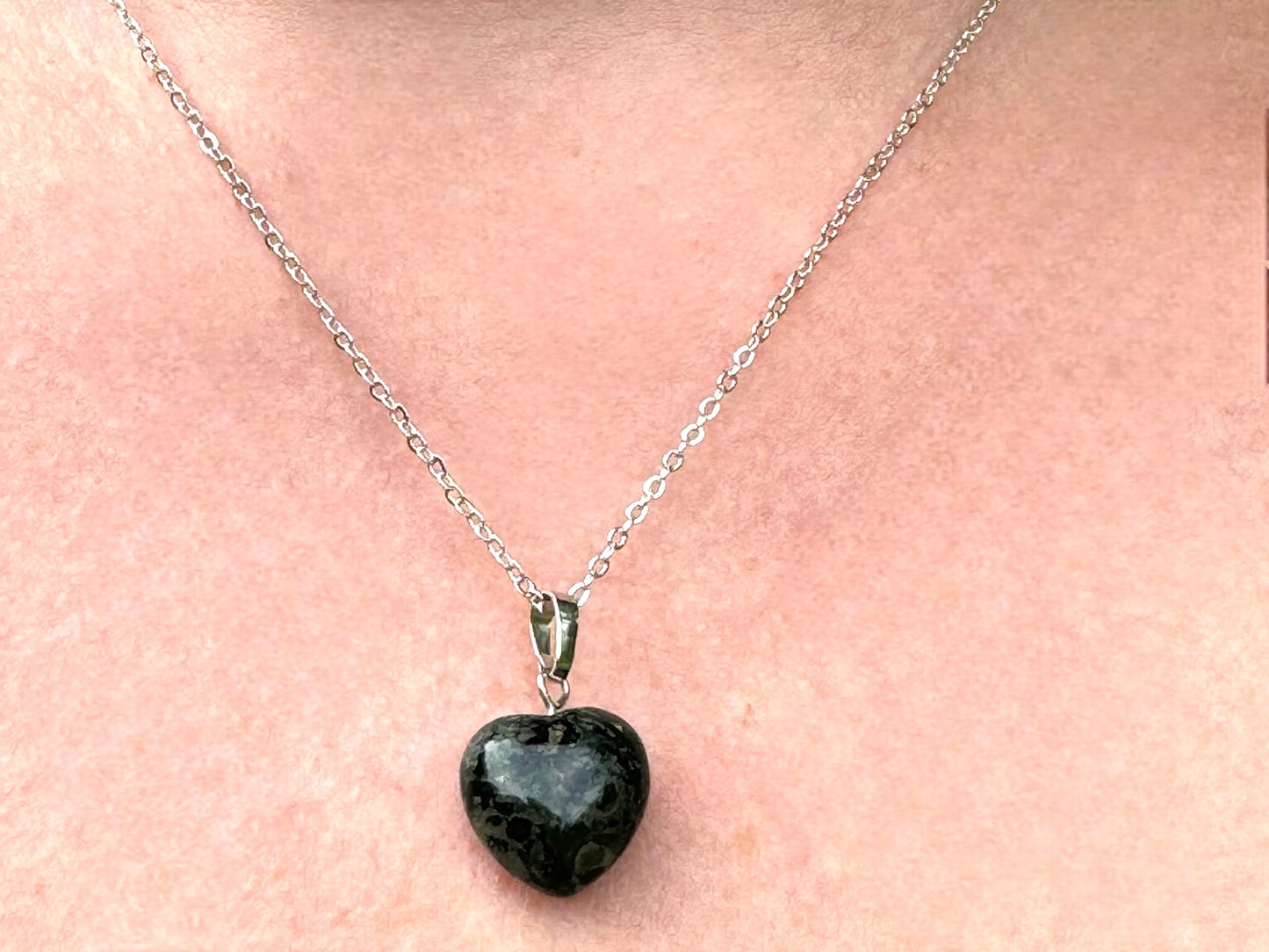 Black Heart Stone Neckless